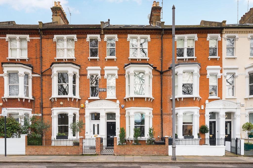 Red brick Victorian terrace facade
