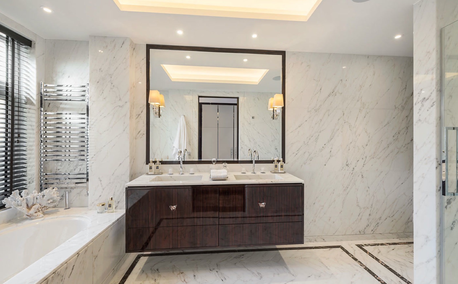 En suite bathroom in a Tite Street townhouse, Chelsea